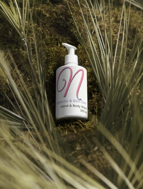 Hand & Body Wash, Camelia - Image 5